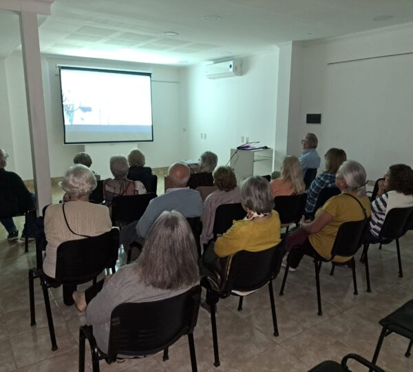 Inició el ciclo “Martes de Película” en el Centro de Jubilados