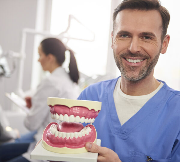 Aproveche los beneficios en odontología que otorga el Fondo de Salud